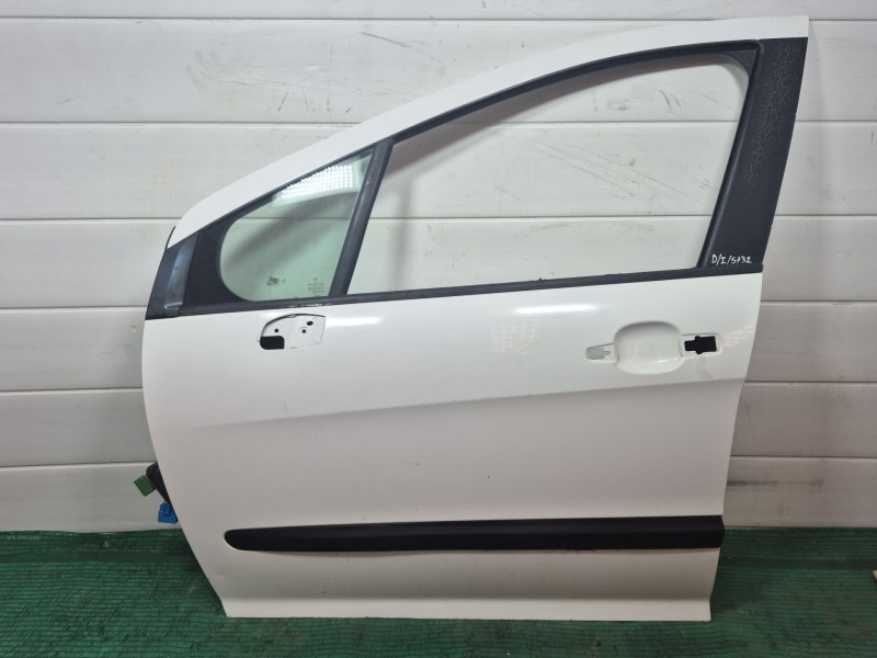 Recambio de puerta delantera izquierda para peugeot 308 i (4a_, 4c_) 1.6 hdi referencia OEM IAM   