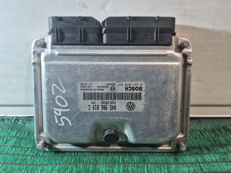 Recambio de centralita motor uce para volkswagen polo (6n2) 1.4 tdi referencia OEM IAM   