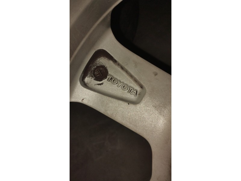Recambio de juego llantas para toyota rav 4 iii (_a3_) 2.2 d (ala35_) referencia OEM IAM   
