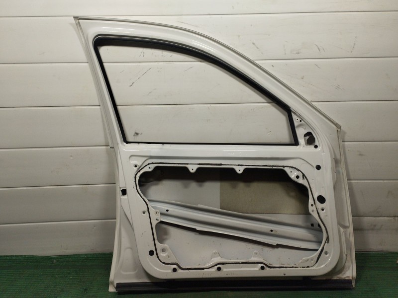 Recambio de puerta delantera izquierda para volkswagen golf iv (1j1) 1.9 tdi referencia OEM IAM   