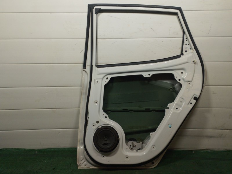 Recambio de puerta trasera derecha para hyundai ix20 (jc) 1.4 referencia OEM IAM   