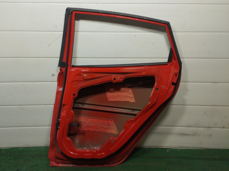 Recambio de puerta trasera derecha para ford fiesta vi (cb1, ccn) 1.6 tdci referencia OEM IAM   