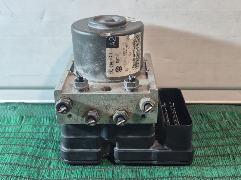 Recambio de abs para seat altea (5p1) 2.0 tdi 16v referencia OEM IAM 1K0907379P 00009496E5 1K0614117J