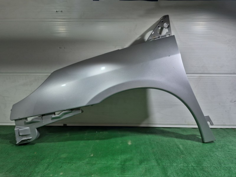 Recambio de aleta delantera izquierda para peugeot 807 (eb_) 2.0 hdi referencia OEM IAM   