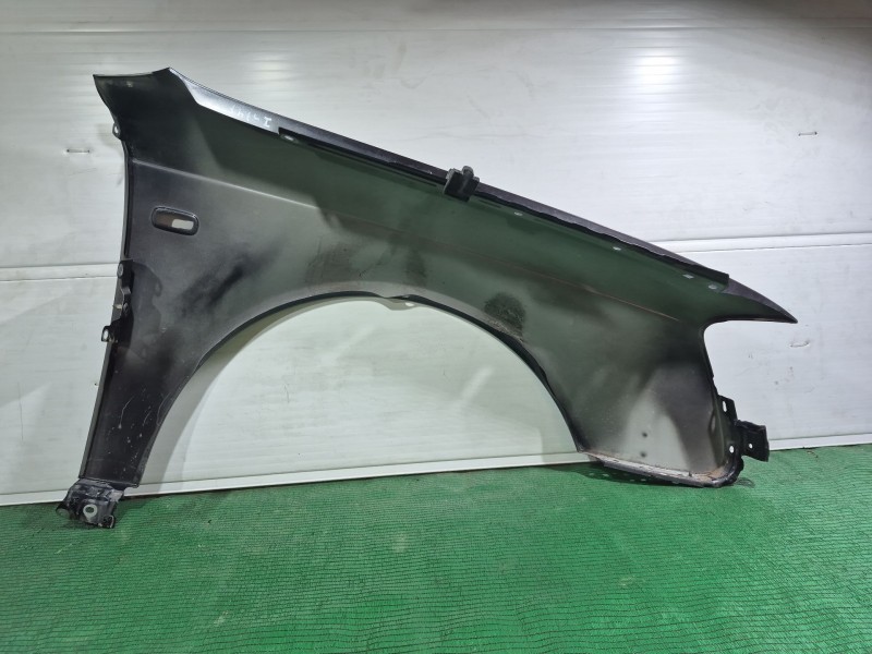 Recambio de aleta delantera izquierda para audi a4 b7 (8ec) 2.0 referencia OEM IAM   