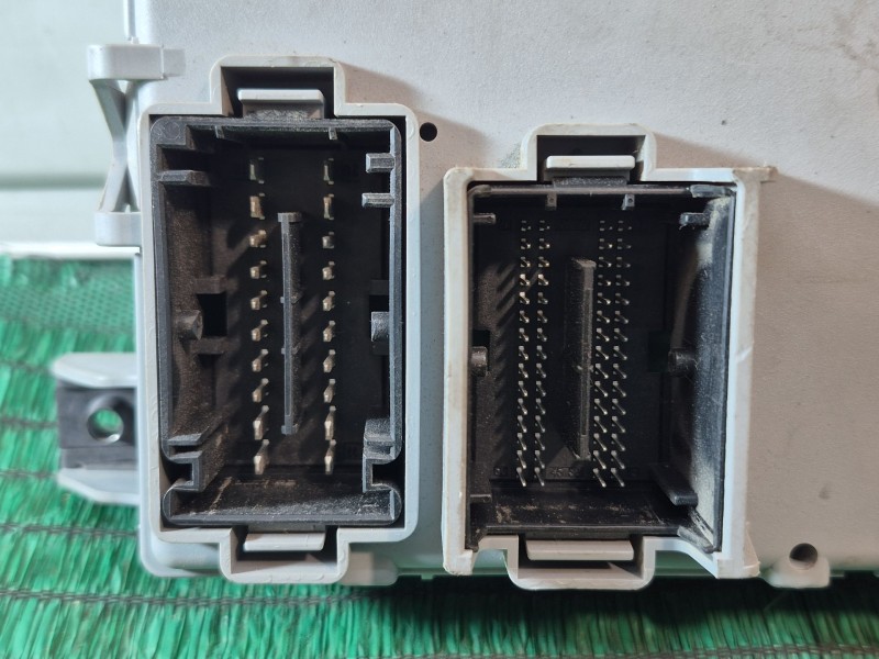 Recambio de caja reles / fusibles para peugeot bipper (aa_) 1.3 hdi 75 referencia OEM IAM   