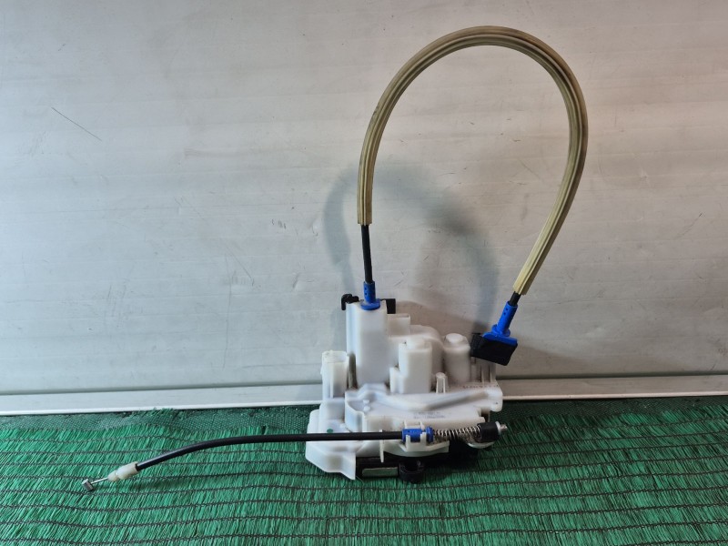 Recambio de cerradura puerta delantera derecha para peugeot bipper (aa_) 1.3 hdi 75 referencia OEM IAM   