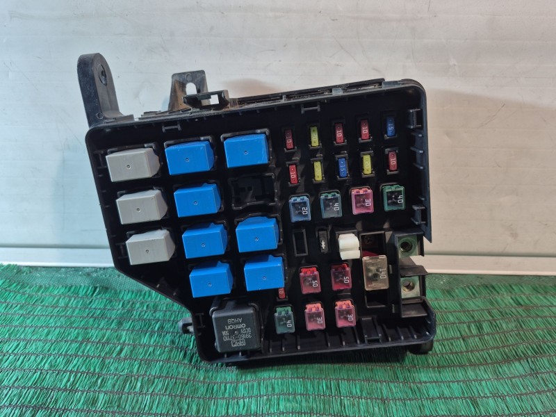 Recambio de caja reles / fusibles para hyundai santa fé i (sm) 2.0 crdi 4x4 referencia OEM IAM   