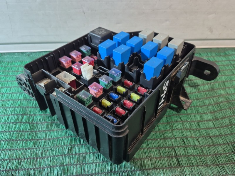 Recambio de caja reles / fusibles para hyundai santa fé i (sm) 2.0 crdi 4x4 referencia OEM IAM   