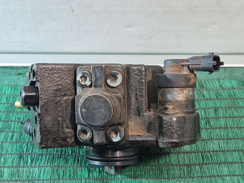 Recambio de bomba inyeccion para peugeot bipper (aa_) 1.3 hdi 75 referencia OEM IAM 0445010266 55236707 0445010266