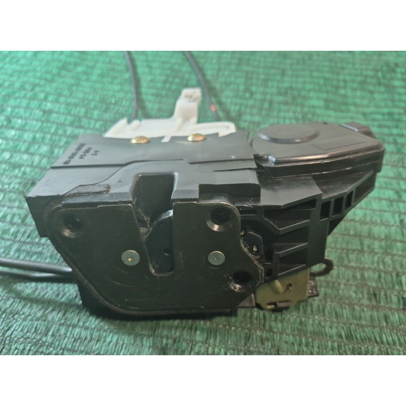 Recambio de cerradura puerta delantera izquierda para hyundai santa fé i (sm) 2.0 crdi 4x4 referencia OEM IAM   