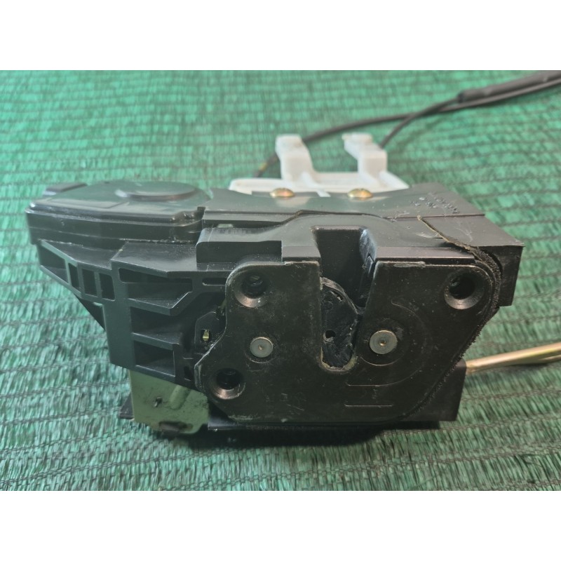 Recambio de cerradura puerta delantera derecha para hyundai santa fé i (sm) 2.0 crdi 4x4 referencia OEM IAM   