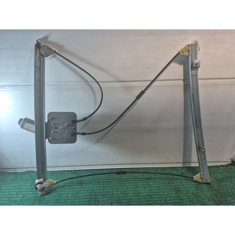 Recambio de elevalunas delantero derecho para renault laguna ii (bg0/1_) 1.6 16v (bg1g, bg1h) referencia OEM IAM   