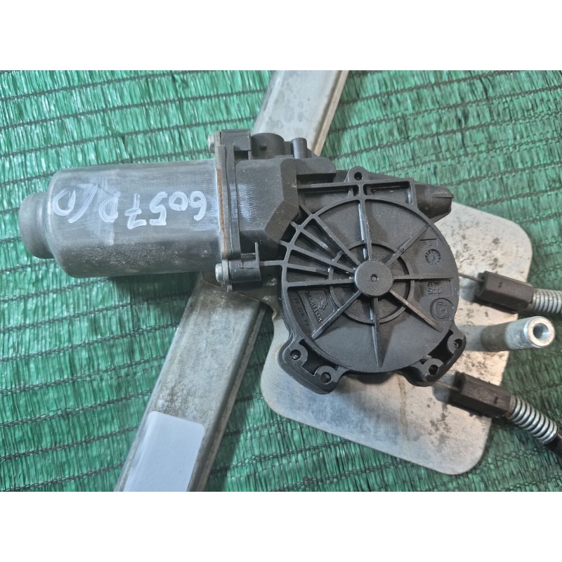 Recambio de elevalunas delantero derecho para renault laguna ii (bg0/1_) 1.6 16v (bg1g, bg1h) referencia OEM IAM   