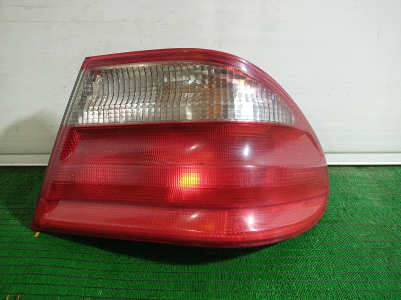 Recambio de piloto trasero derecho para mercedes-benz clase e (w210) e 320 cdi (210.026) referencia OEM IAM   