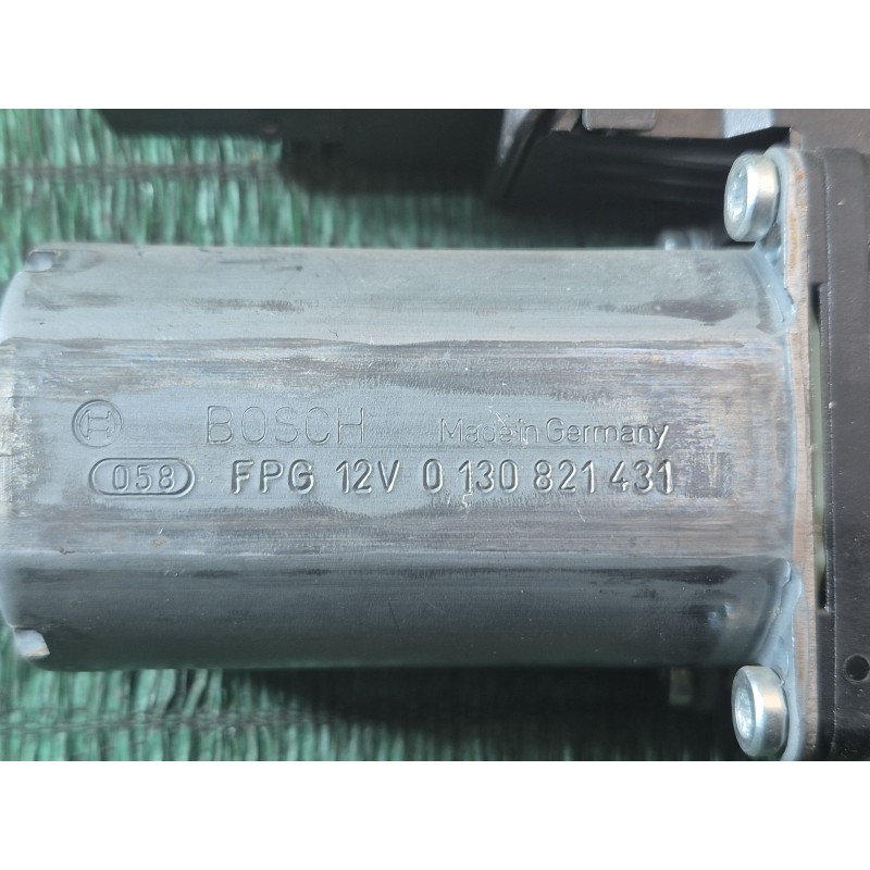 Recambio de motor elevalunas trasero izquierdo para volkswagen golf plus v (5m1, 521) 1.6 referencia OEM IAM 1K0959703K 5M083940