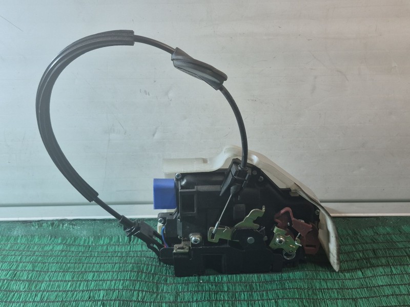 Recambio de cerradura puerta delantera derecha para volkswagen golf plus v (5m1, 521) 1.6 referencia OEM IAM   