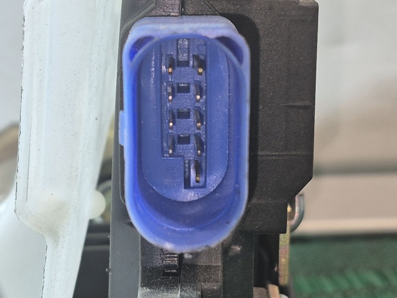 Recambio de cerradura puerta delantera derecha para volkswagen golf plus v (5m1, 521) 1.6 referencia OEM IAM   