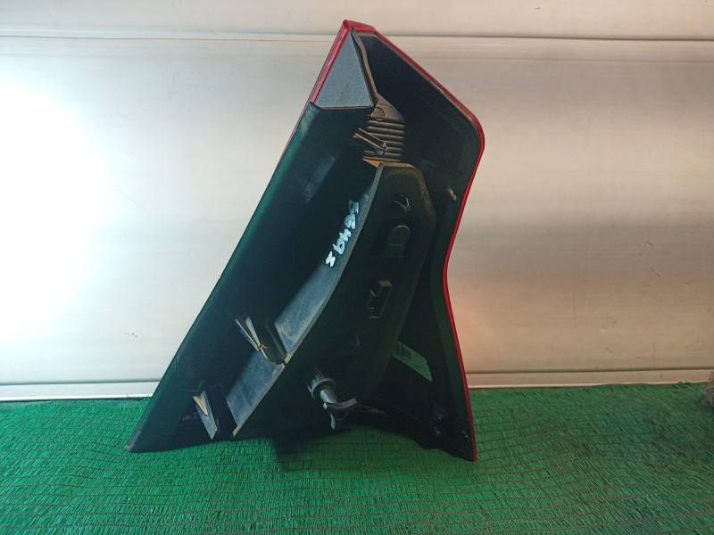 Recambio de piloto trasero izquierdo para dacia sandero ii (b8_) 1.2 referencia OEM IAM   