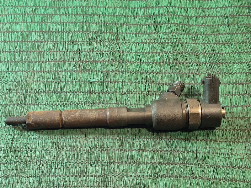 Recambio de inyector para opel astra gtc enjoy referencia OEM IAM   