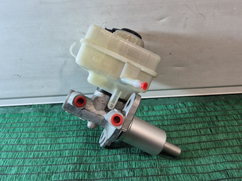 Recambio de bomba freno para bmw 5 touring (e61) 520 d referencia OEM IAM 32067179D 32067179D 32067179D