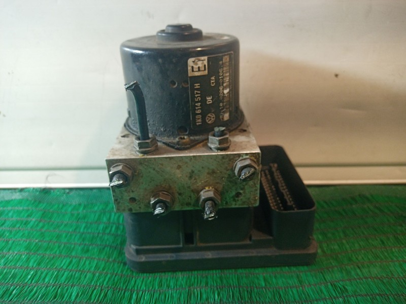 Recambio de abs para volkswagen golf iv berlina (1j1) 1.4 16v referencia OEM IAM   