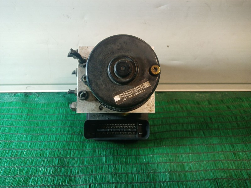 Recambio de abs para volkswagen golf iv berlina (1j1) 1.4 16v referencia OEM IAM   