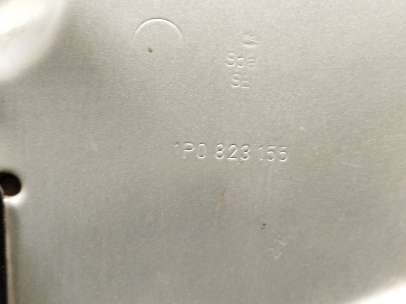 Recambio de capot para seat leon (1p1) 1.6 tdi referencia OEM IAM   