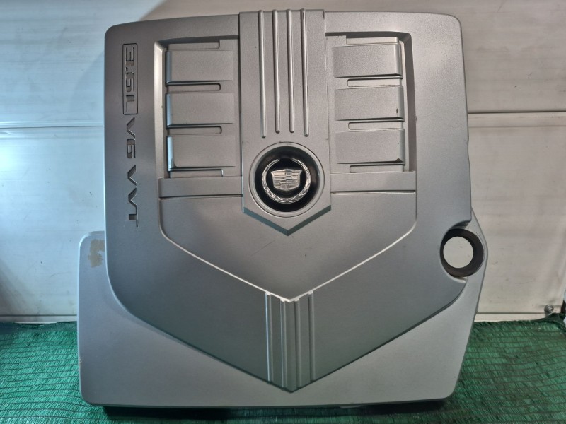 Recambio de tapa motor para cadillac cts 3.0 referencia OEM IAM   