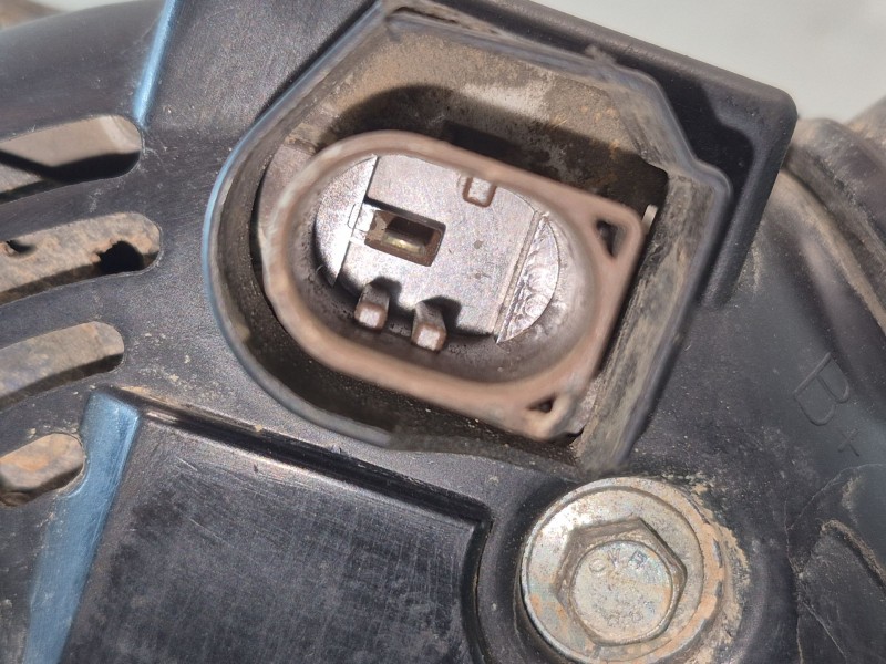 Recambio de alternador para ford focus iii 1.0 ecoboost referencia OEM IAM   