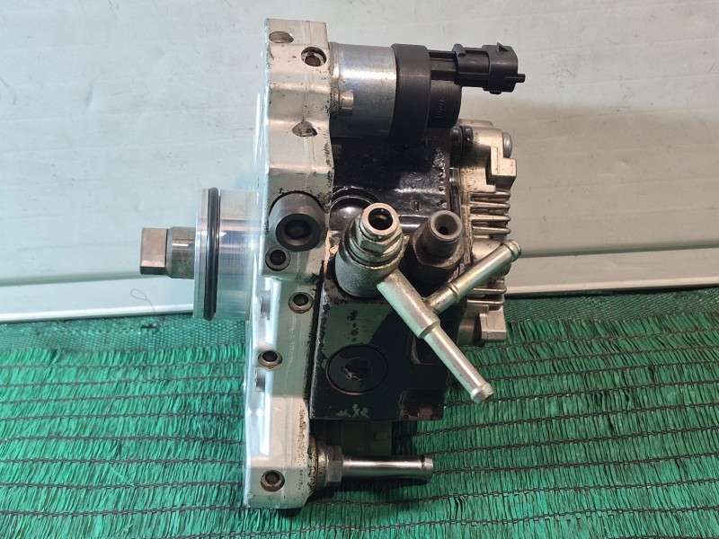 Recambio de bomba inyeccion para toyota yaris (_p9_) 1.4 d-4d (nlp90_) referencia OEM IAM   