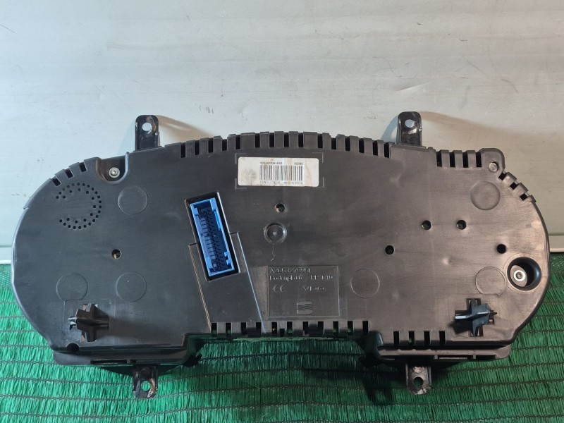 Recambio de cuadro instrumentos para seat leon (1p1) 1.6 tdi referencia OEM IAM   