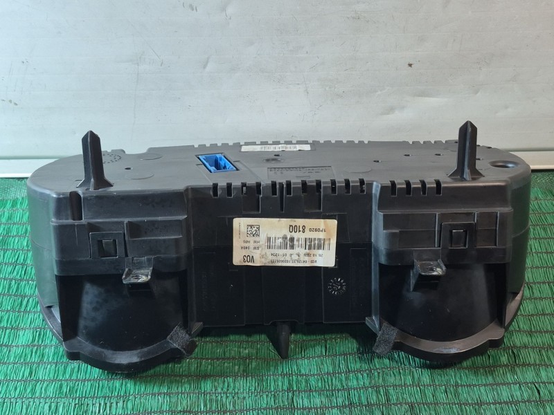 Recambio de cuadro instrumentos para seat leon (1p1) 1.6 tdi referencia OEM IAM   