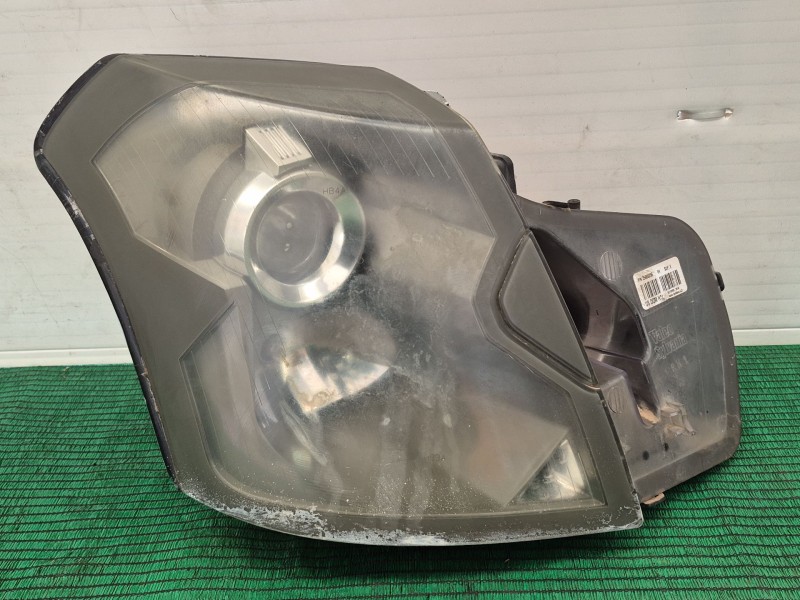 Recambio de faro derecho para cadillac cts 3.0 referencia OEM IAM   