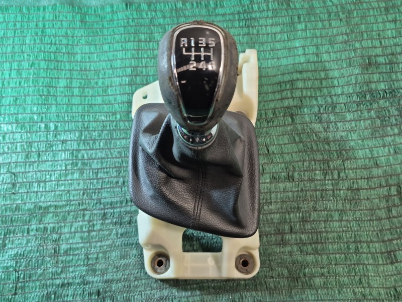 Recambio de palanca cambio para kia cee´d (jd) 1.4 crdi 90 referencia OEM IAM   