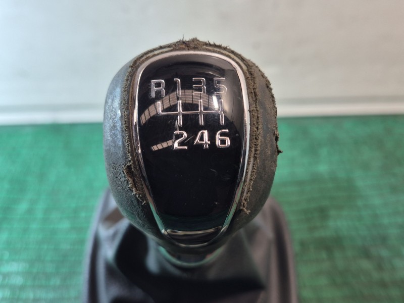 Recambio de palanca cambio para kia cee´d (jd) 1.4 crdi 90 referencia OEM IAM   