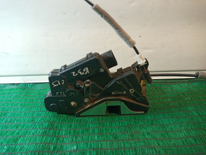 Recambio de cerradura puerta delantera izquierda para bmw 3 (e46) 320 d referencia OEM IAM   