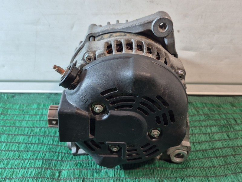 Recambio de alternador para toyota auris luna+ referencia OEM IAM   