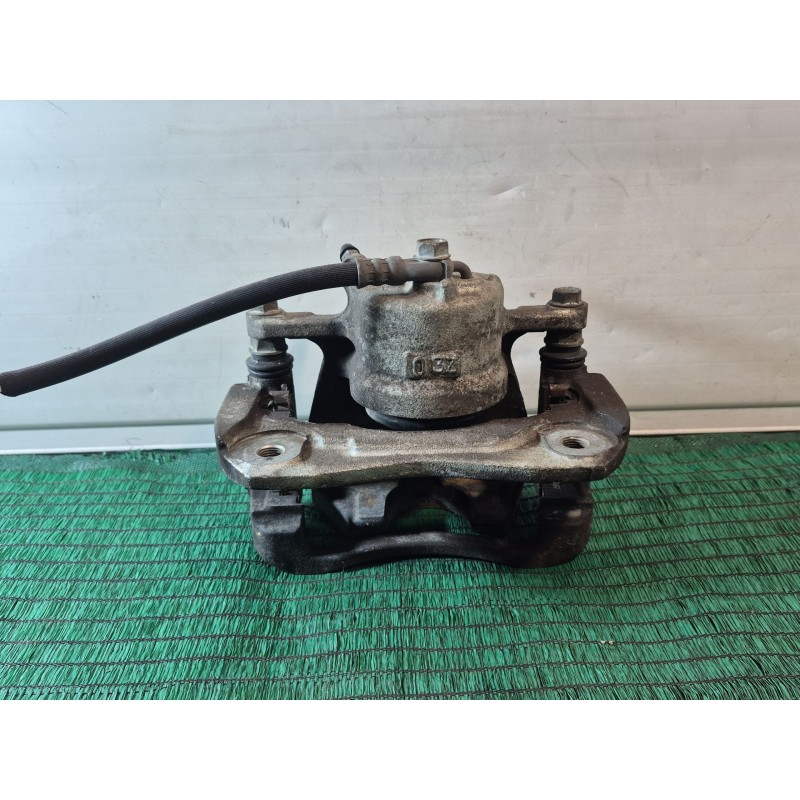 Recambio de pinza freno delantera izquierda para toyota rav 4 iii (_a3_) 2.2 d (ala35_) referencia OEM IAM   