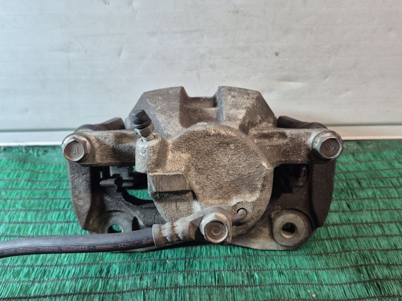 Recambio de pinza freno delantera izquierda para toyota rav 4 iii (_a3_) 2.2 d (ala35_) referencia OEM IAM   