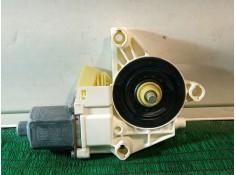 Recambio de motor elevalunas trasero izquierdo para mercedes-benz clase m (w164) ml 280 cdi 4-matic (164.120) referencia OEM IAM