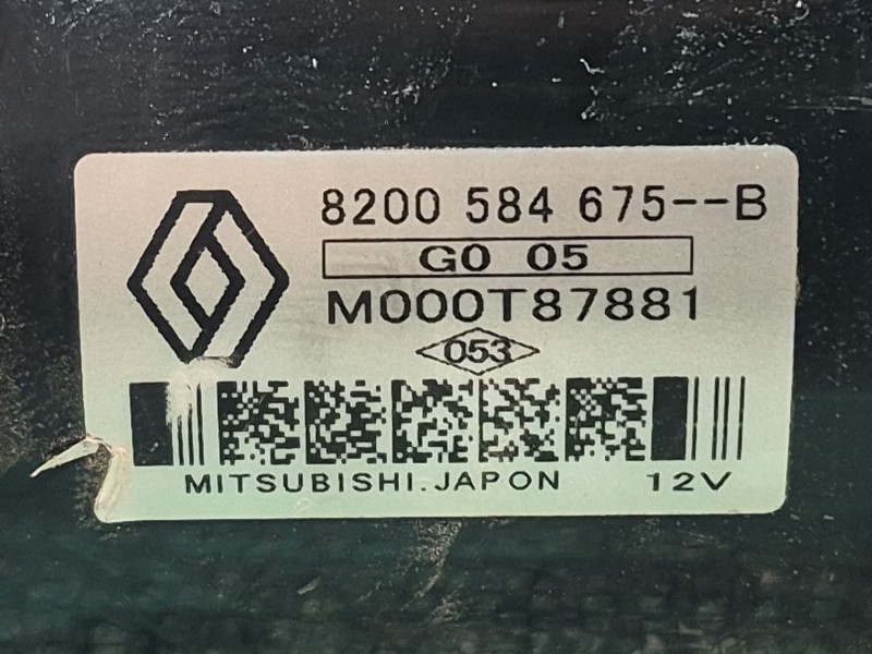 Recambio de motor arranque para renault clio iii referencia OEM IAM M000T87881 M000T87881 8200584675B