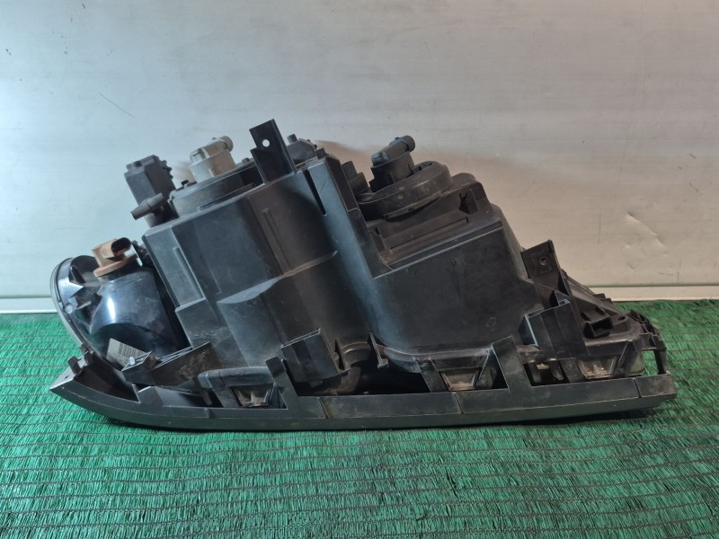 Recambio de faro izquierdo para bmw 3 (e46) 320 d referencia OEM IAM   