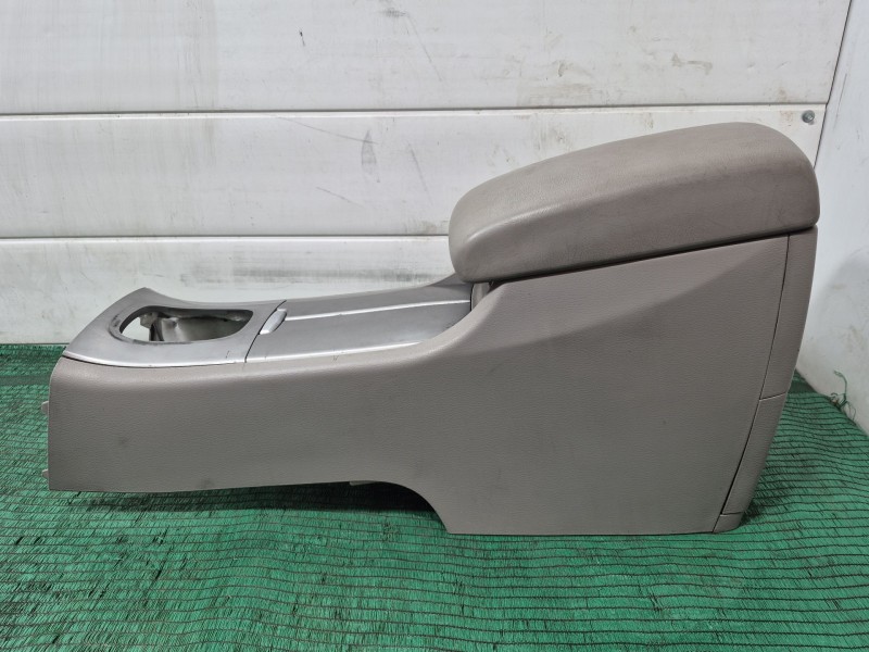 Recambio de apoyabrazos central para subaru tribeca (b9) 3.0 (wxe) referencia OEM IAM   