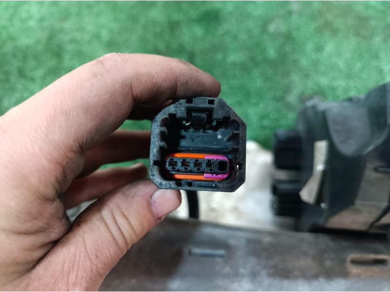 Recambio de cremallera direccion para volkswagen golf v berlina (1k1) conceptline (e) referencia OEM IAM 1K1423051CE 1K1423051CE