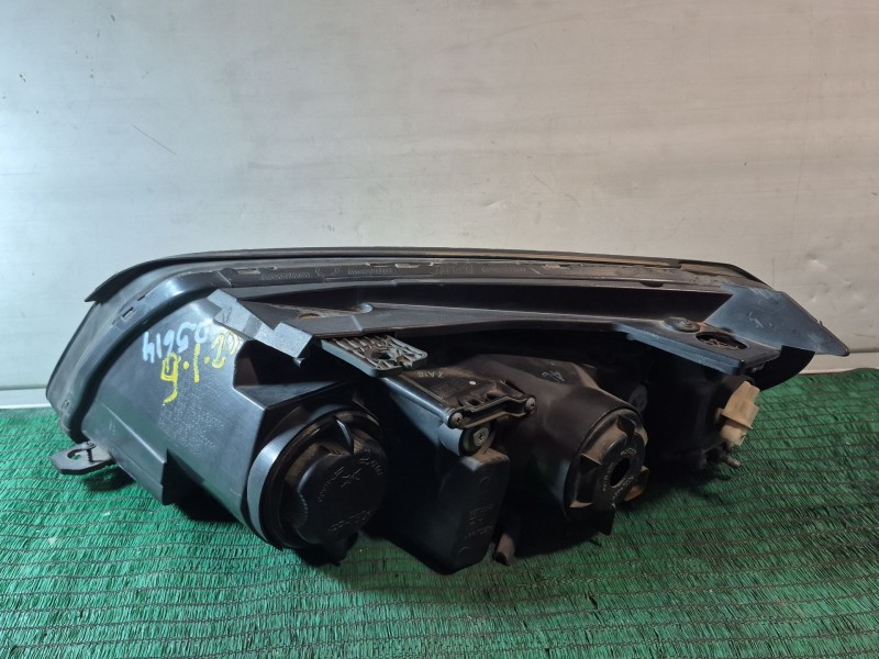 Recambio de faro derecho para chevrolet captiva (c100, c140) 2.0 d 4wd referencia OEM IAM 00015548 00015548 00015548