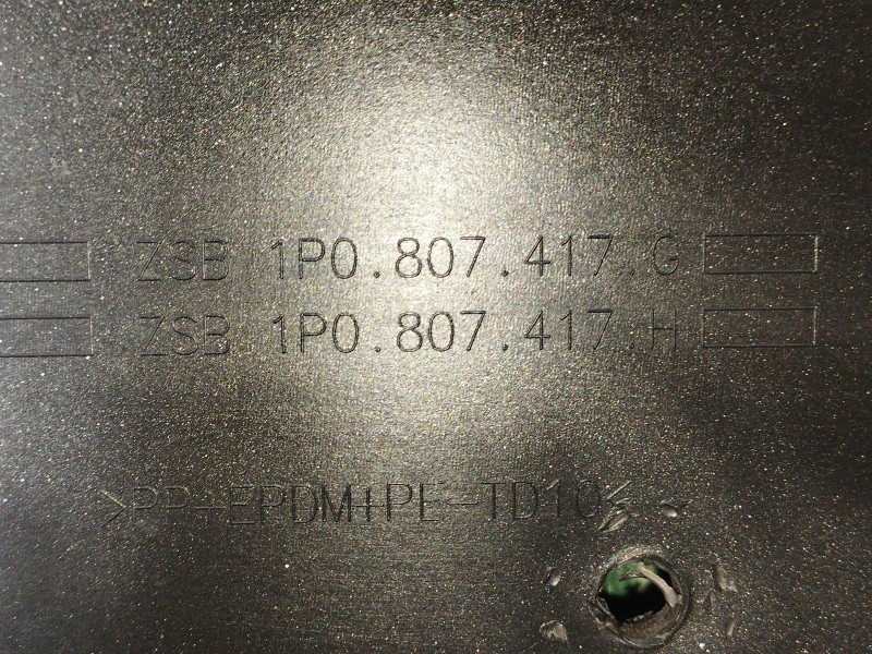 Recambio de paragolpes trasero para seat leon (1p1) 1.6 tdi referencia OEM IAM   