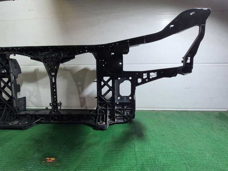 Recambio de panel frontal para kia cee´d sw (ed) 1.6 crdi 90 referencia OEM IAM   