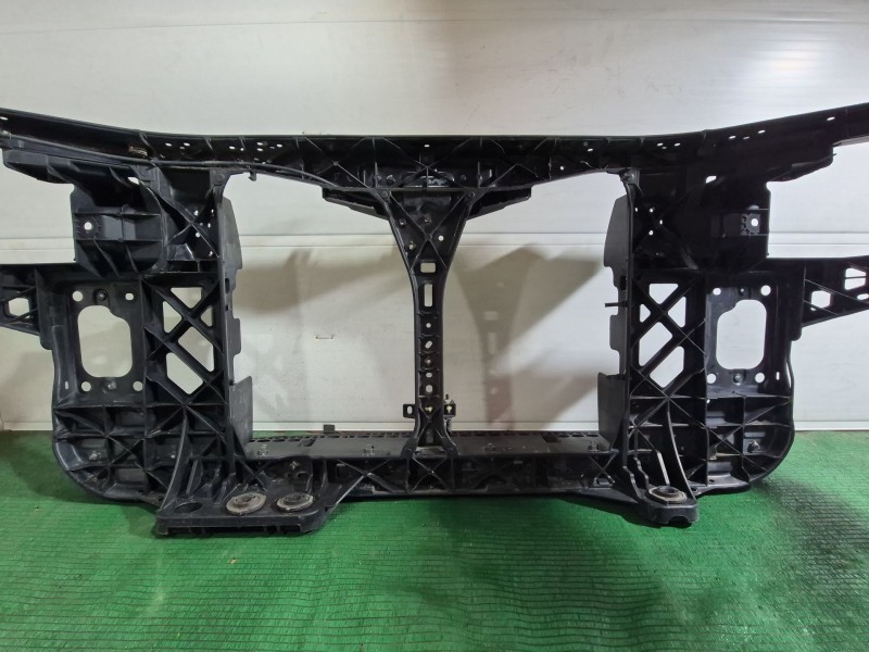 Recambio de panel frontal para kia cee´d sw (ed) 1.6 crdi 90 referencia OEM IAM   