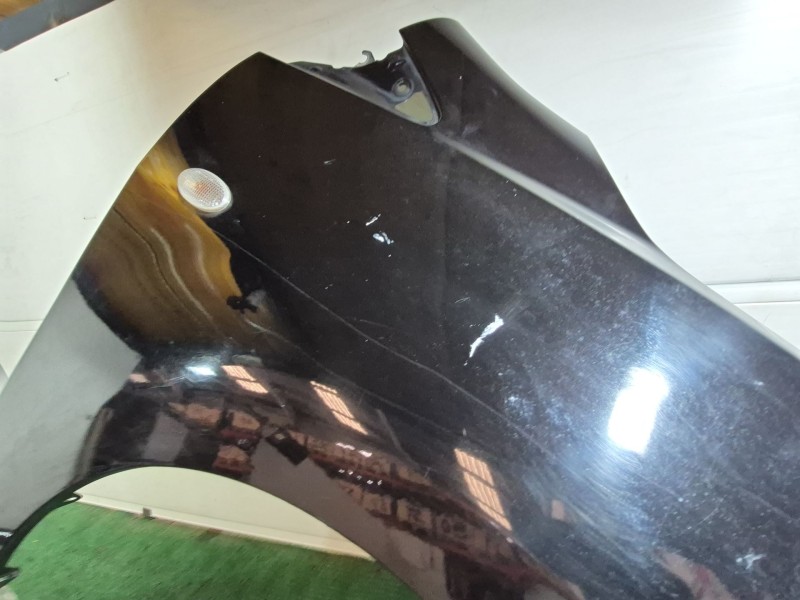 Recambio de aleta delantera derecha para mazda 5 (cr) 2.0 cd (cr19) referencia OEM IAM   